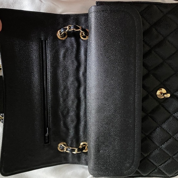 Chanel Matelasse Chain Bag - Picture 5 of 11